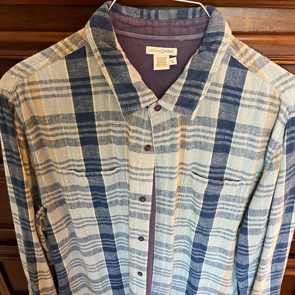 Long sleeve dress shirt